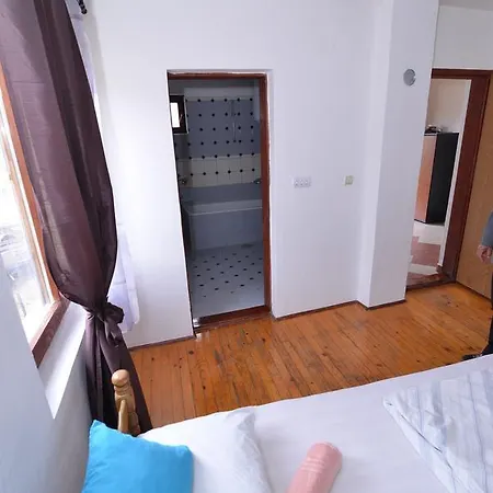 Zekovic Apartment